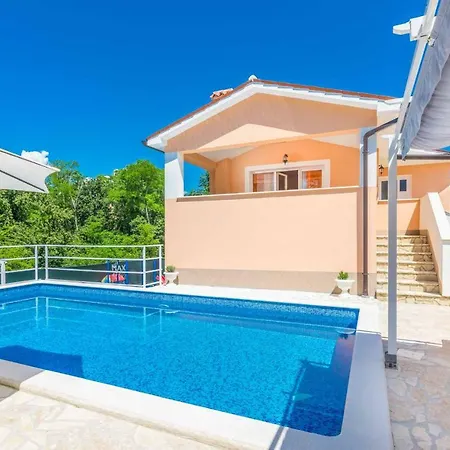 Villa Dina *