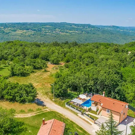 Villa Dina *